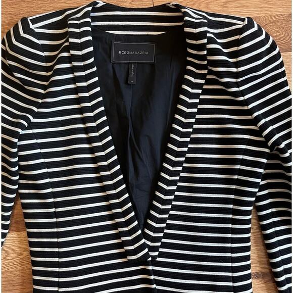 BCBGMAXAZRIA Hendrix Black and White Stripe Knit Blazer XS - Picture 2 of 13